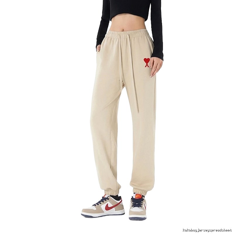 AMI Love Leisure Style Off-white Pants