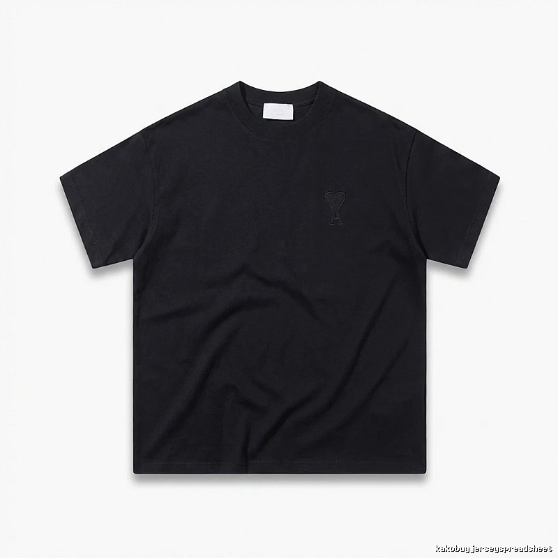 AMI Love Simple Style Black T-shirt