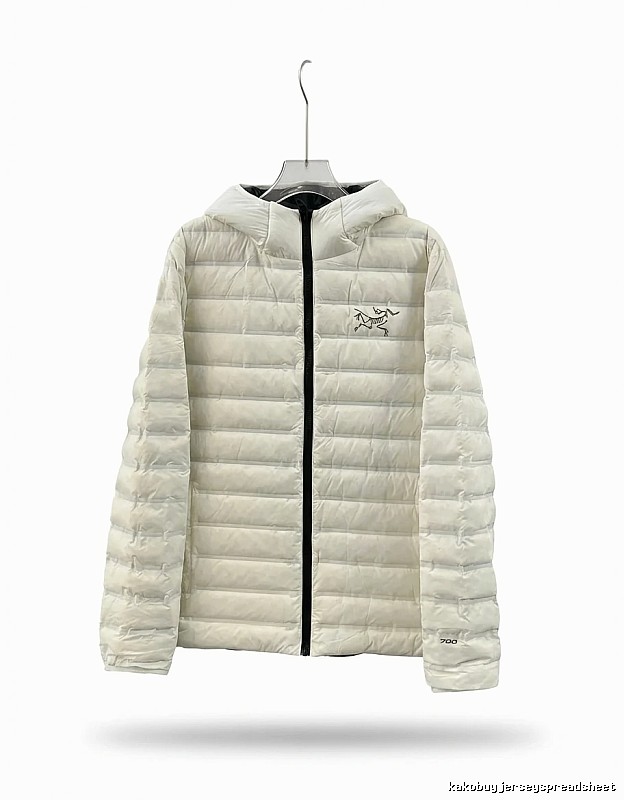 Arc'teryx lightweight white duck down down jacket