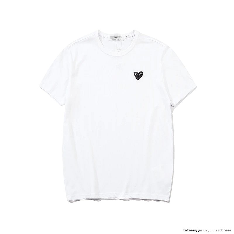 Comme des Garcons PLAY 2021-95 White Style 2195 Heart Logo T-Shirt Layered Outfit
