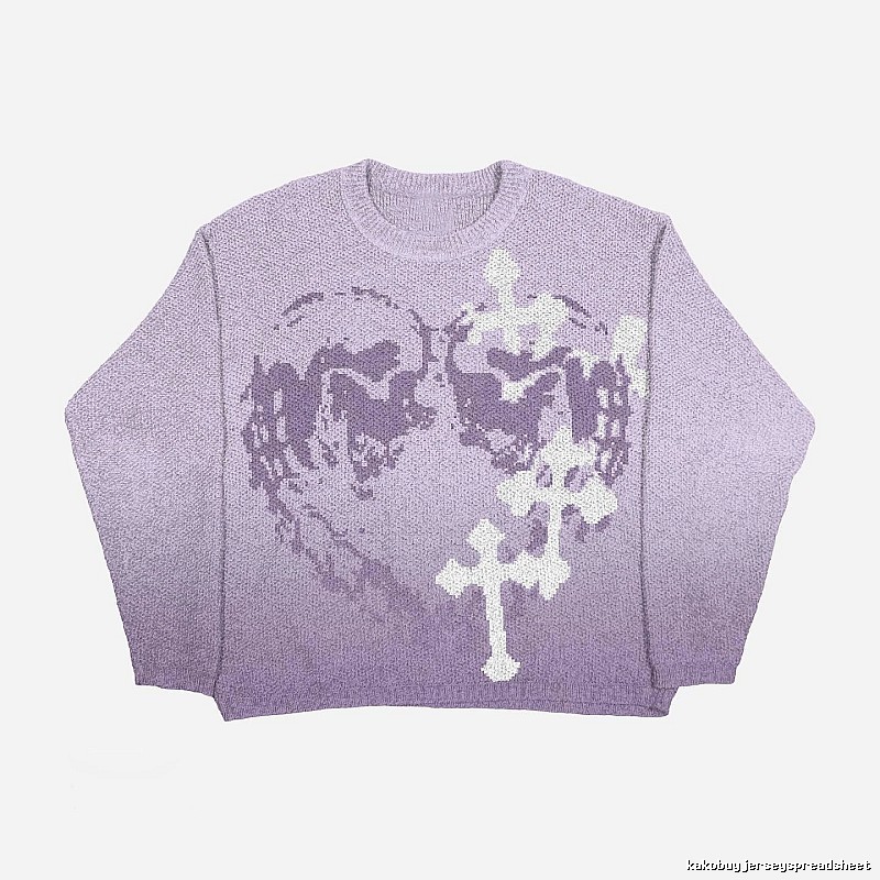 Compact Anime graphic sweater Black Knit Top for Sport-Inspired Styling