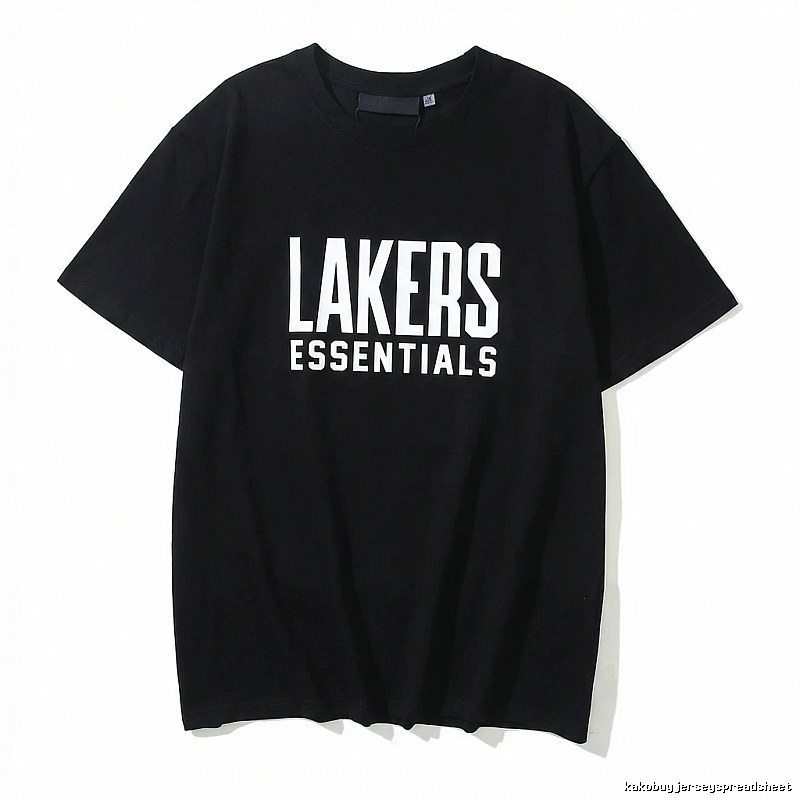 ESSENTIALS minimalist style black T-shirt