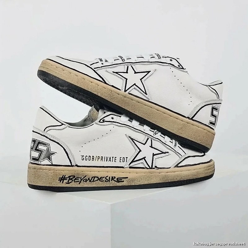 Golden Goose Dirty Sneakers, Trend, White