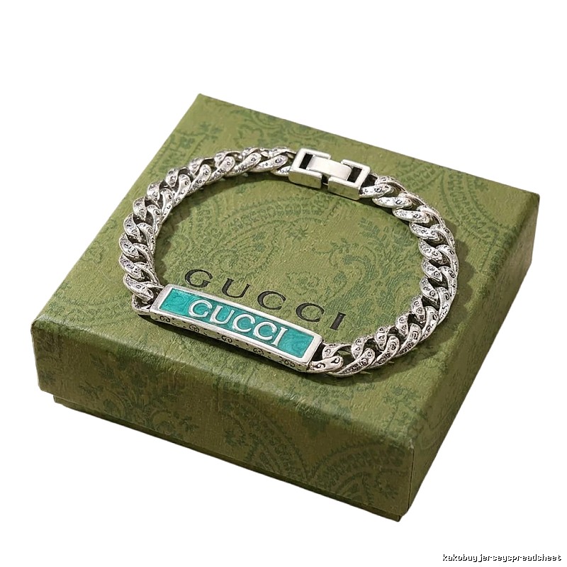 Gucci retro-style silver bracelet