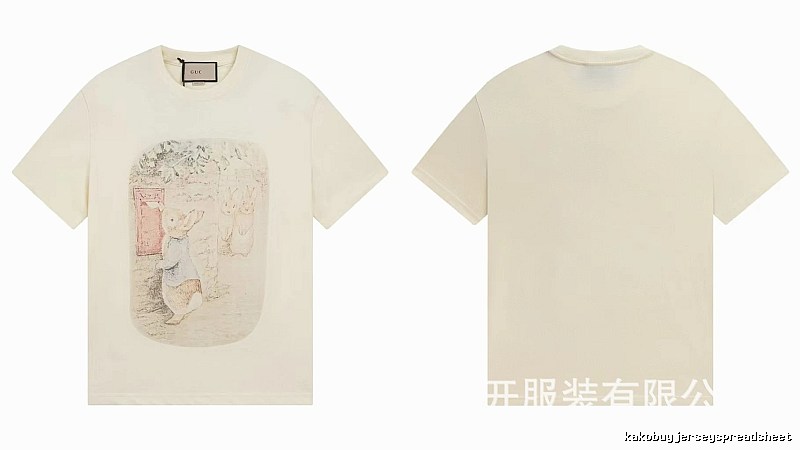 Gucci x Peter Rabbit Co-branded Vintage-style Off-white T-Shirt
