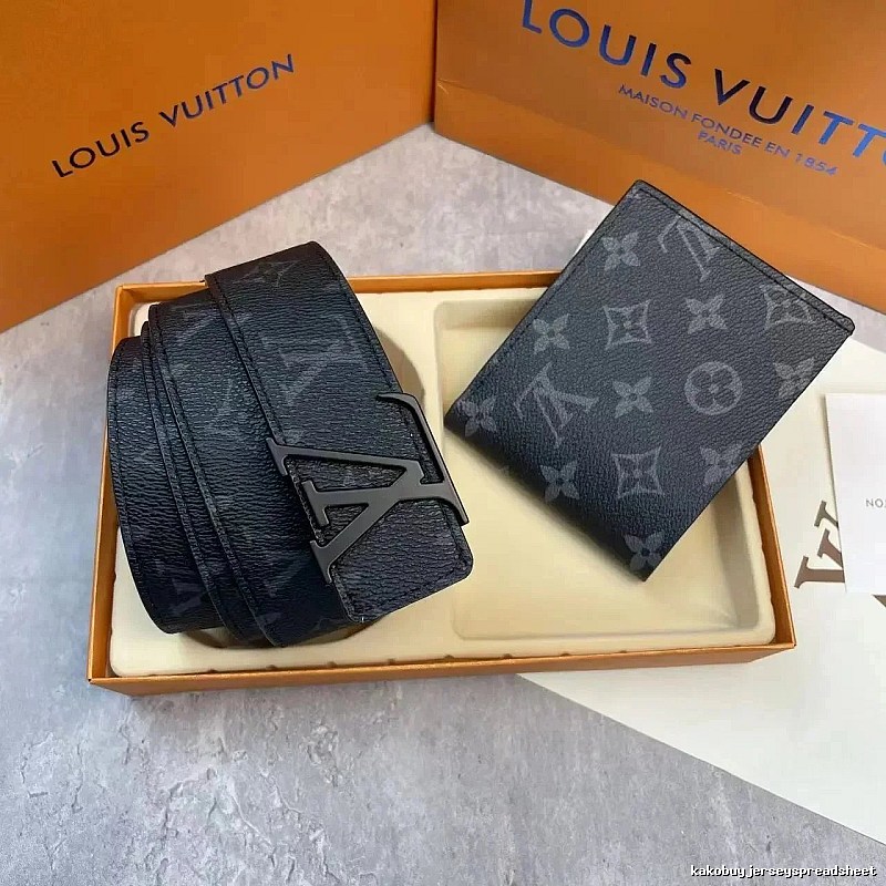 Hermes Travel-Friendly Accent Reversible Leather Belt Layered Outfit