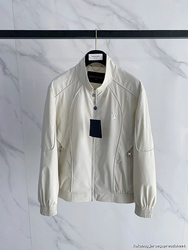 Light Jacket by Arc’teryx with Cream Zip Jacket with Small