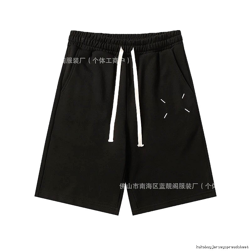 Maison Margiela minimalist style black shorts