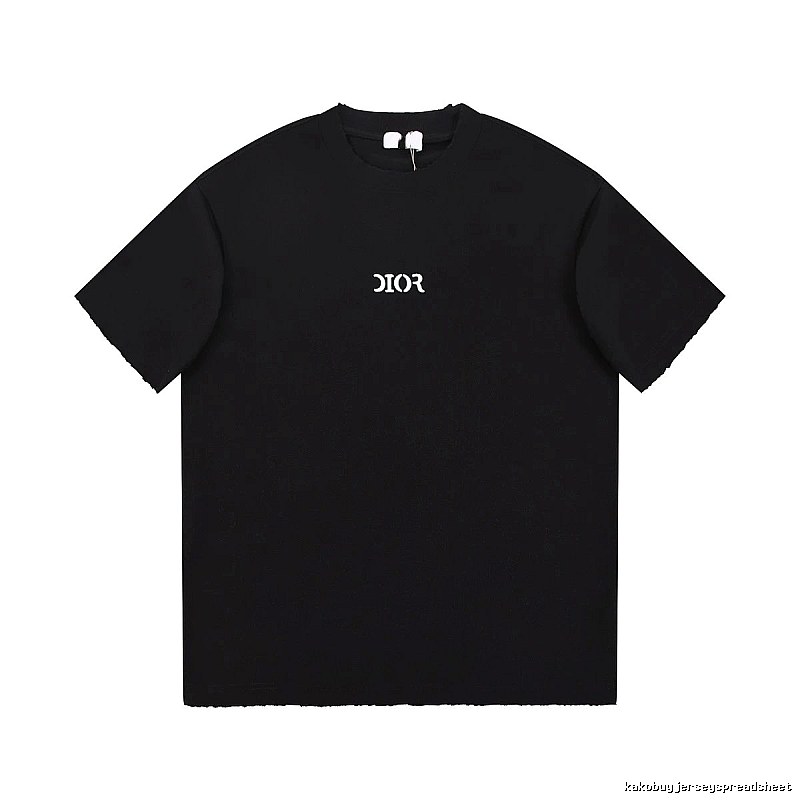 Minimalist Black Short-sleeve T-shirt with Dior Lettering