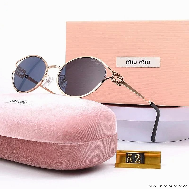 Miu Miu Logo Detail Oversized sunglasses Black Oval Sunglasses with Relaxed Feel