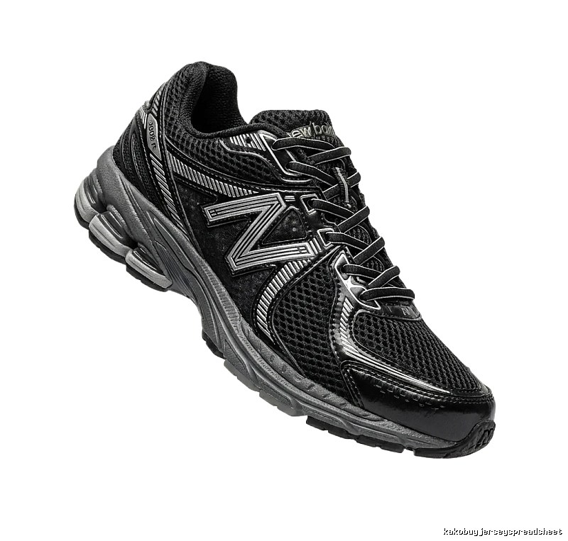 New Balance retro-style black and grey sports shoes