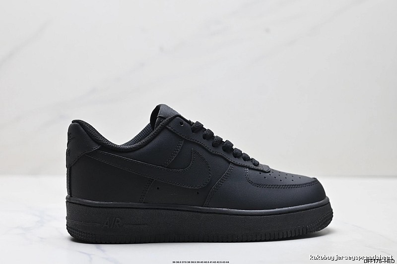Nike Air Force 1 black trendy sneakers