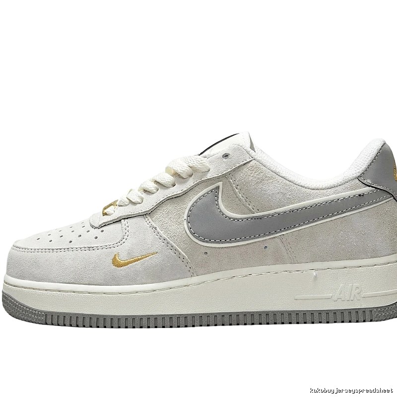 Nike Air Force 1 retro white shoes