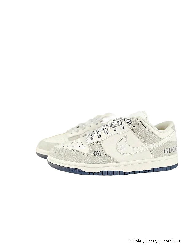 Nike Dunk Co-branded White and Grey Sports Shoes