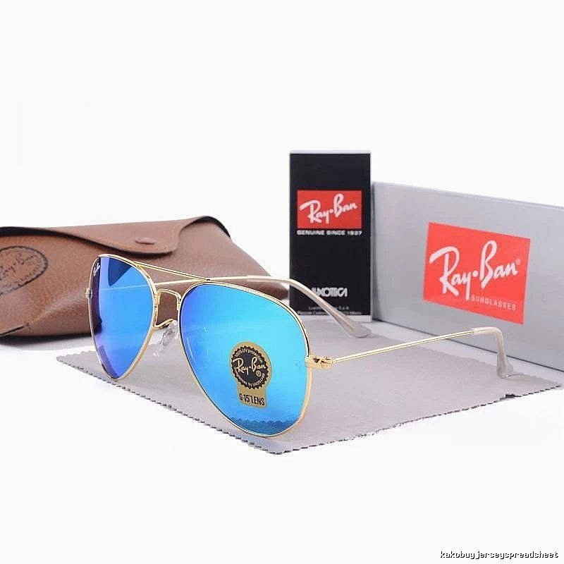 Ray-Ban Resort Aviator sunglasses Gold Tone Sunglasses for Travel Looks