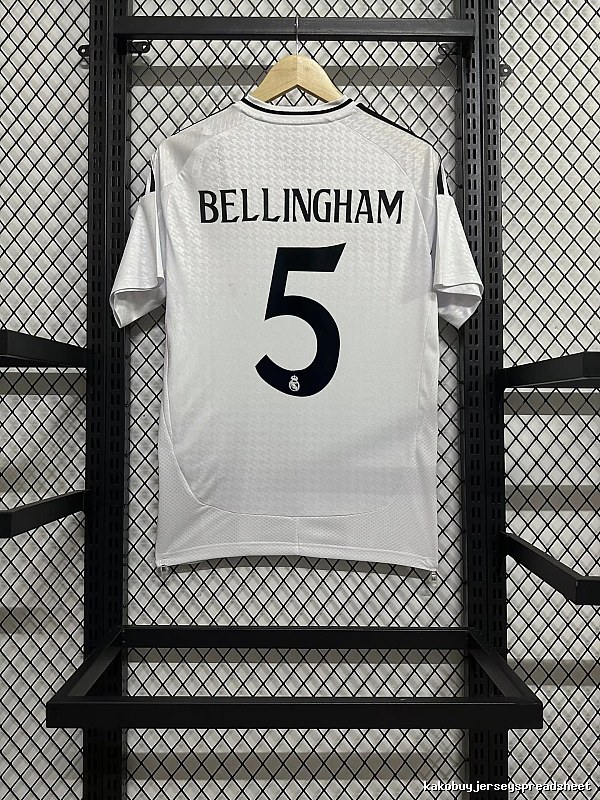 Real Madrid Daily Home soccer jersey White Real Madrid for City Outfits Select Edition