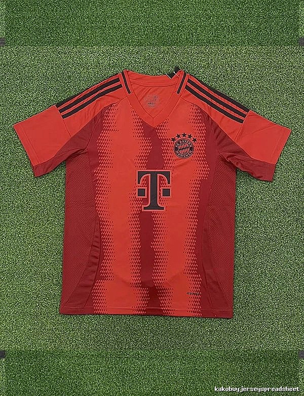 Real Madrid Resort Home soccer jersey White Real Madrid for Travel Looks