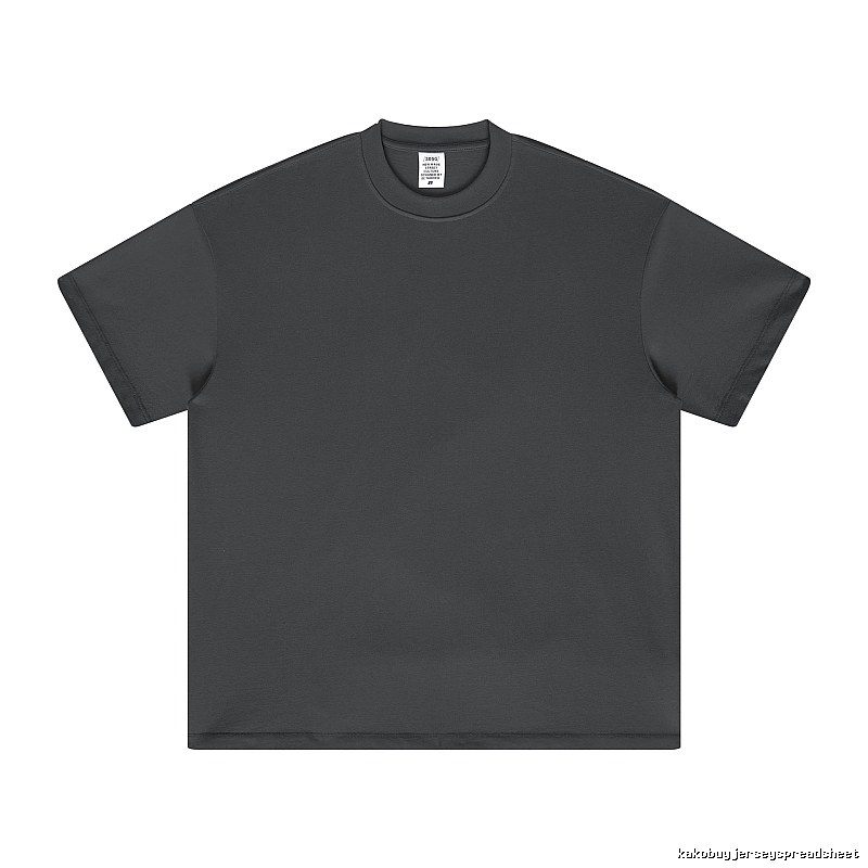 Statement Plain white T-shirt Minimal White Short for Easy Pairing