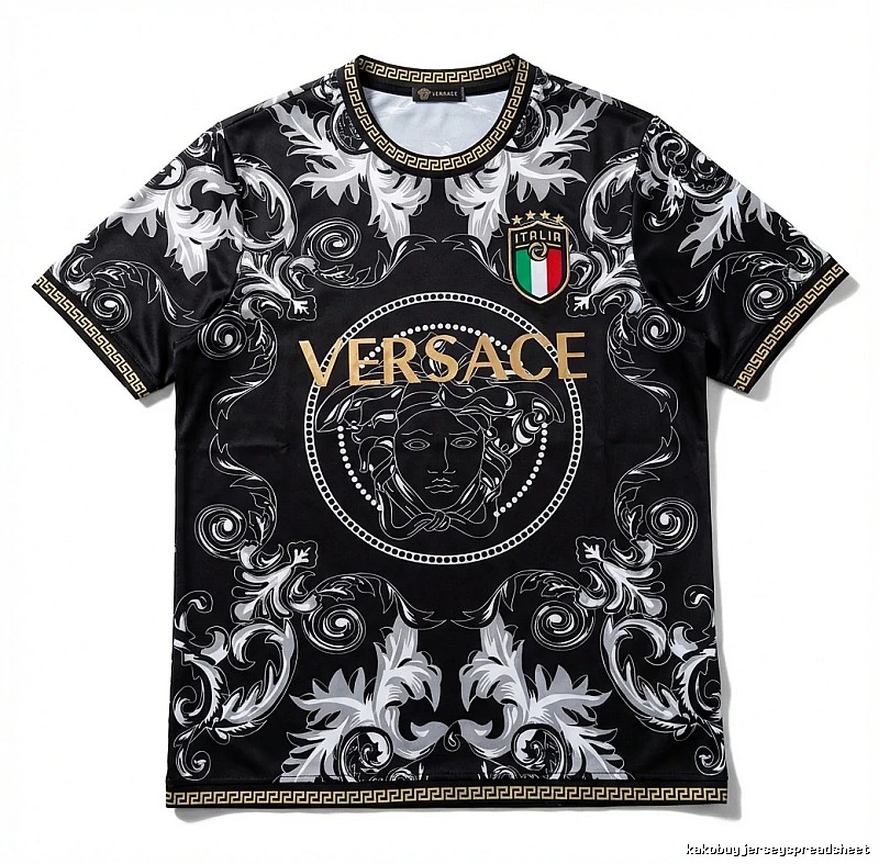 Stussy retro-style black-based T-shirt