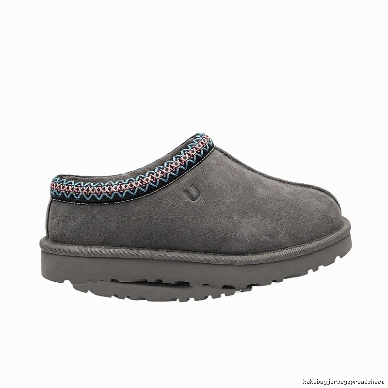 UGG retro embroidered style grey shoes